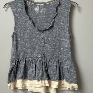 Anthropologie Pilcro Sleeveless Blue Button Front Ivory Ruffle Hem Top. Size XS